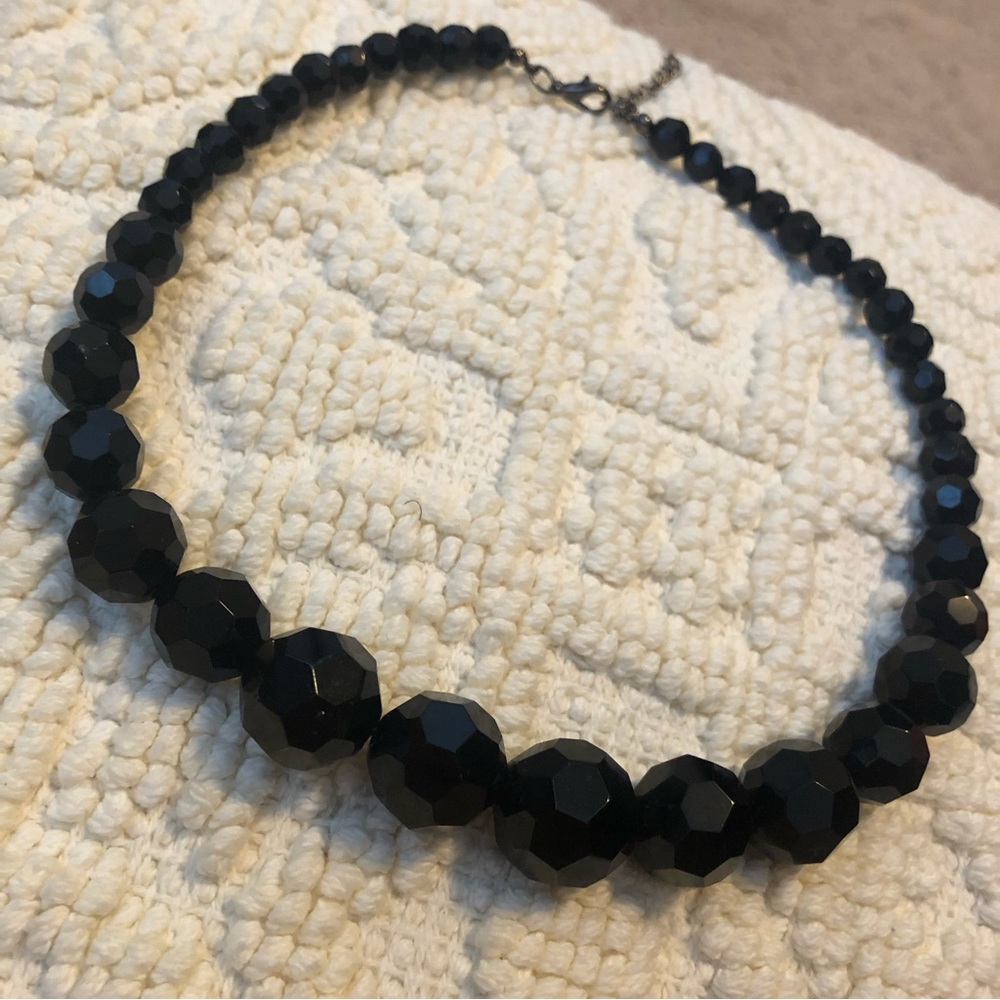 Black Beaded Necklace - Picture 1 of 3